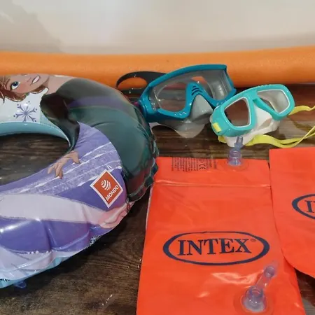 Cap D'agde Bord De Avec Piscine *