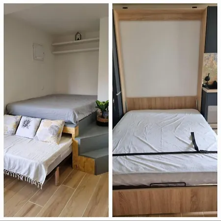 Cap D'agde Bord De Avec Piscine