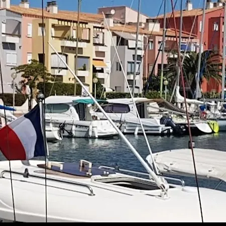 Cap D'agde Bord De Avec Piscine * Agde