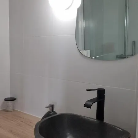 Apartment Cap D'agde Bord De Avec Piscine Agde